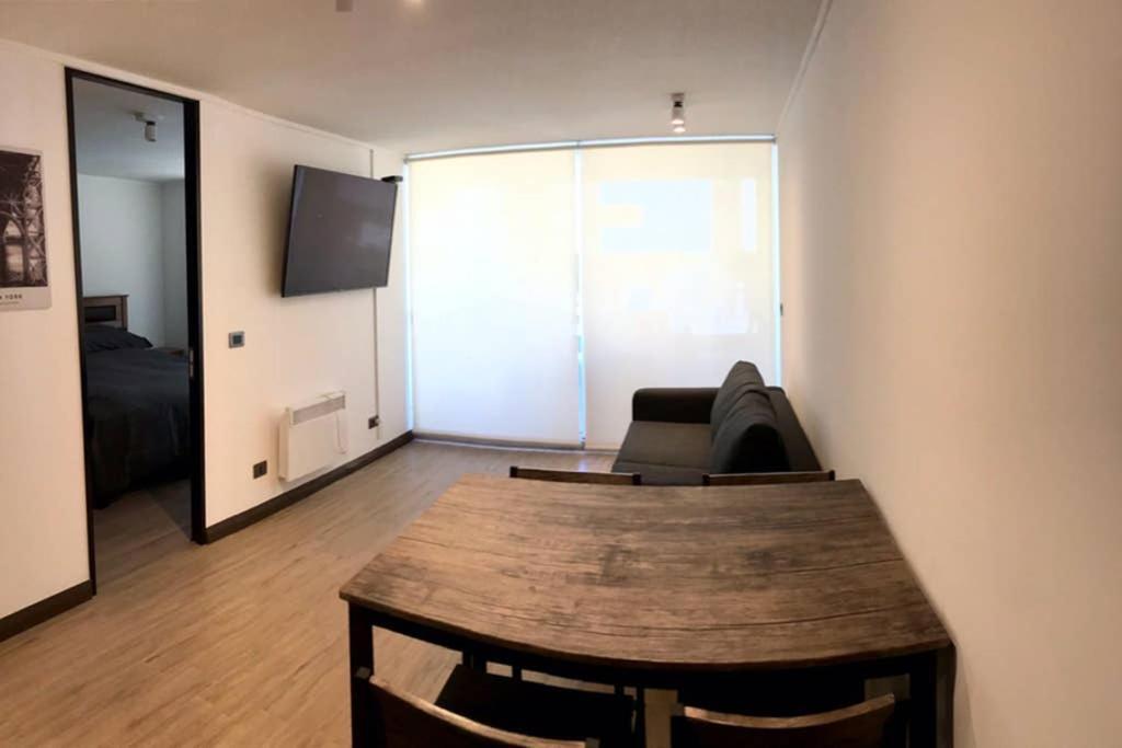 Agradable Depto. Mirando A Clinica Condes Apartment Santiago